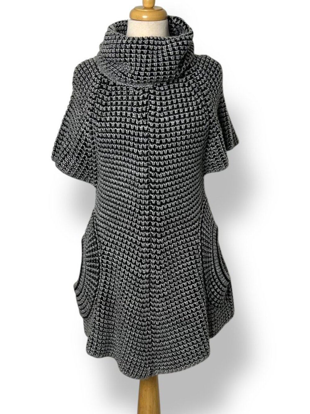 Vintage Navy Gray Short Sleeve Sweater Dress Swing Loose Turtle Neck Sz S/M